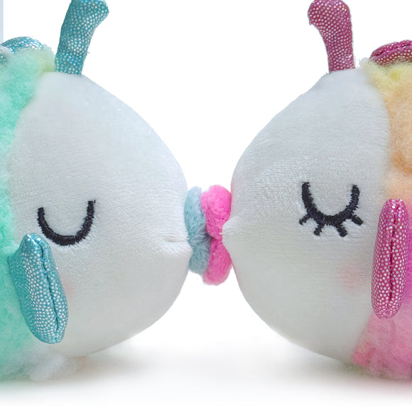 Magnetic Kissing Fish Pair-Daisy & Bubbles 4''