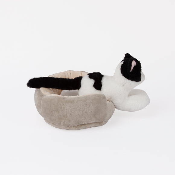 Cattery W/Black-and-White Cat - additional plush stuffed animal photo 15