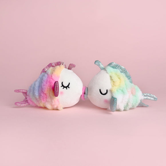 Magnetic Kissing Fish Pair-Daisy & Bubbles 4''